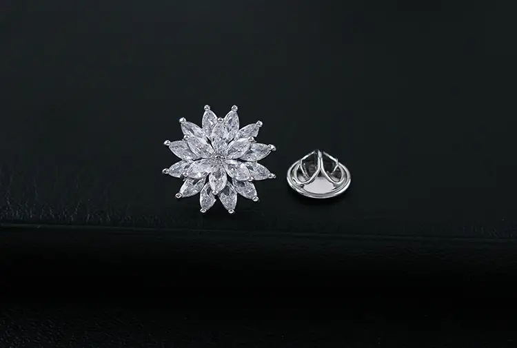 Double-Layer Crystal Sunflower Brooch for Women — feature 4