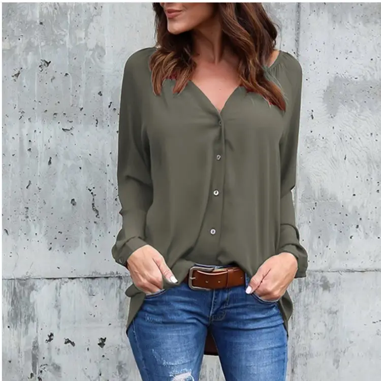White V-Neck Pleated Shirt 8 Yards 2018 - Image 8