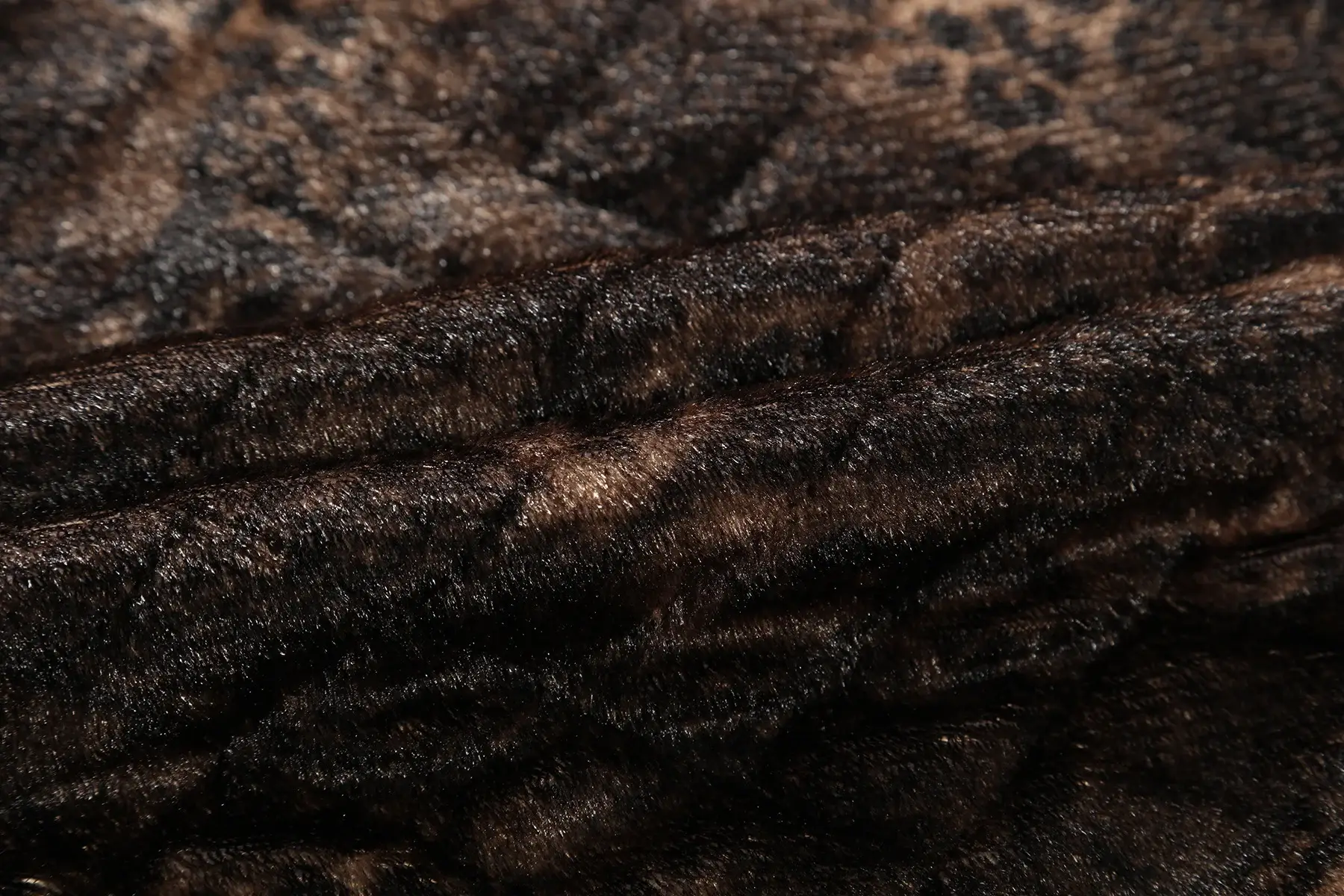 377A9601