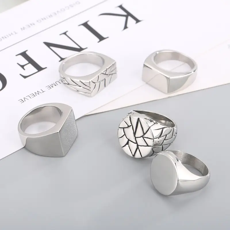 Golden Geometric Engraved Titanium Steel Ring 9.5mm — feature 5