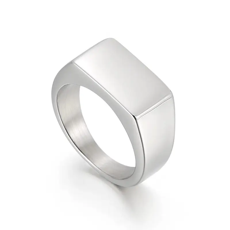 Golden Geometric Engraved Titanium Steel Ring 9.5mm - Image 9