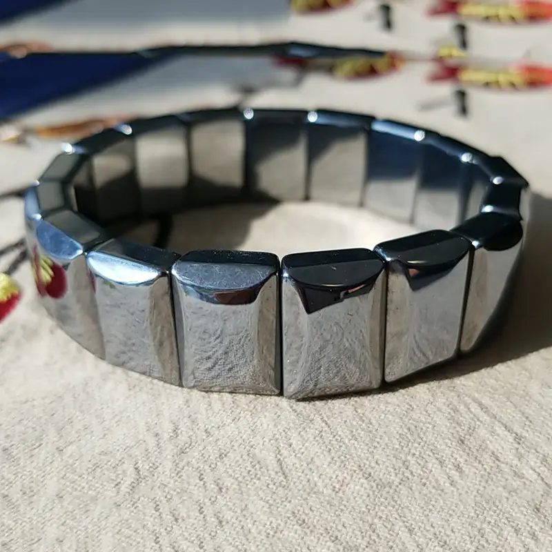 Jingyao Black Crystal Terahertz Bracelet — feature 12