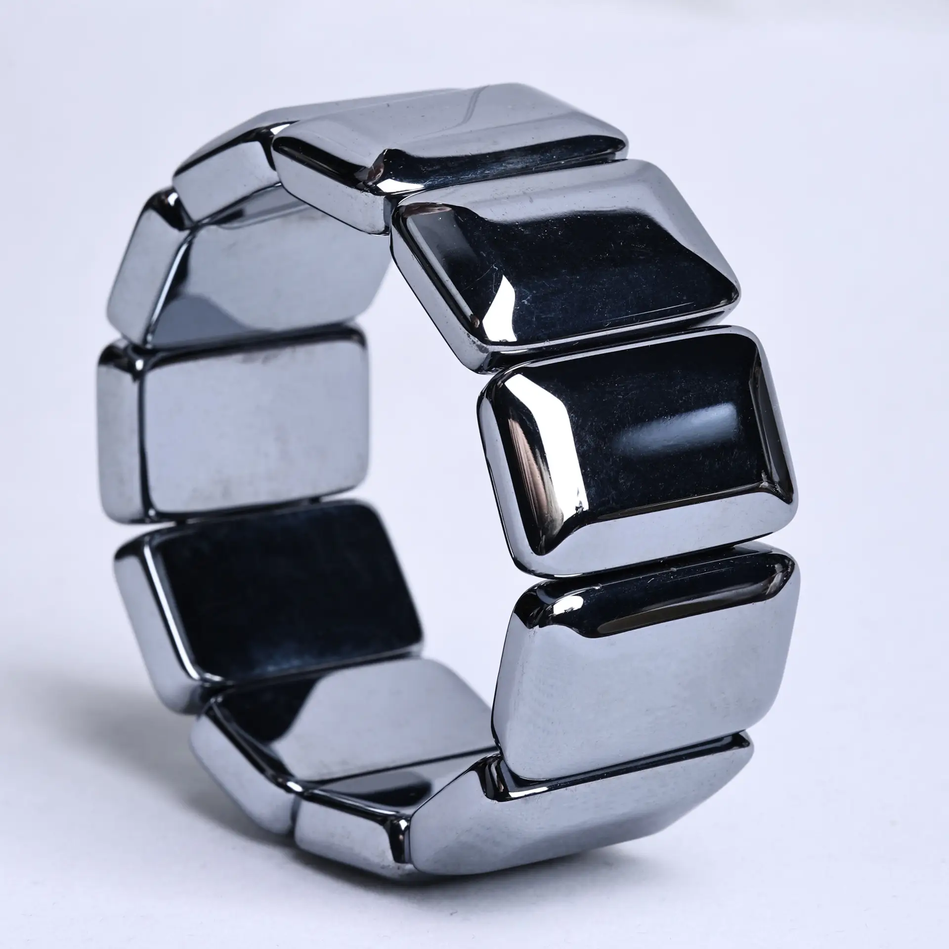 Jingyao Black Crystal Terahertz Bracelet - Image 4