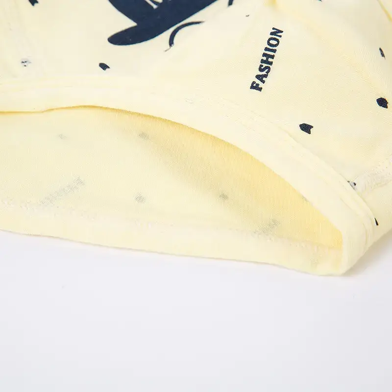 Children's Cartoon Cotton Briefs Medium to XL — feature 9