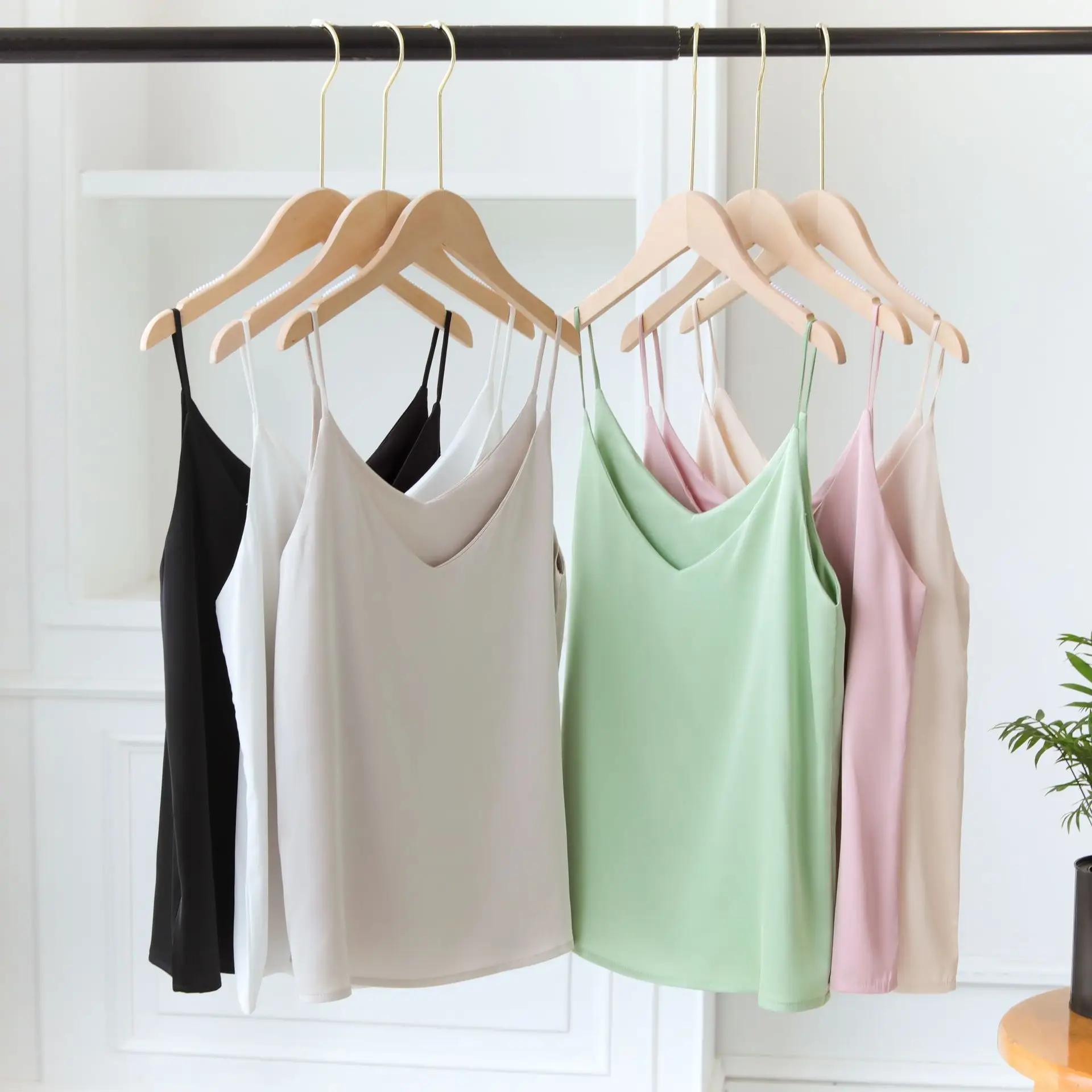 Silk Sling V-Neck Tops for Women Spring Summer Wear — feature 4
