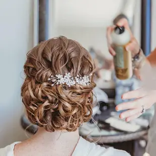 Crystal Pearl Hair Band for Weddings and Events — feature 23