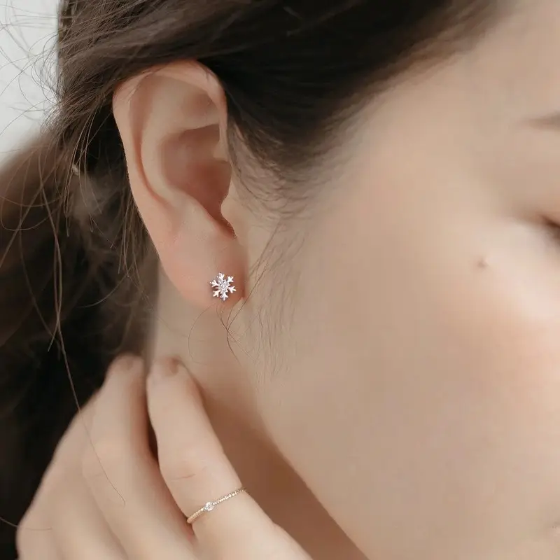 S925 Silver Zircon Snowflake Earrings for Girls