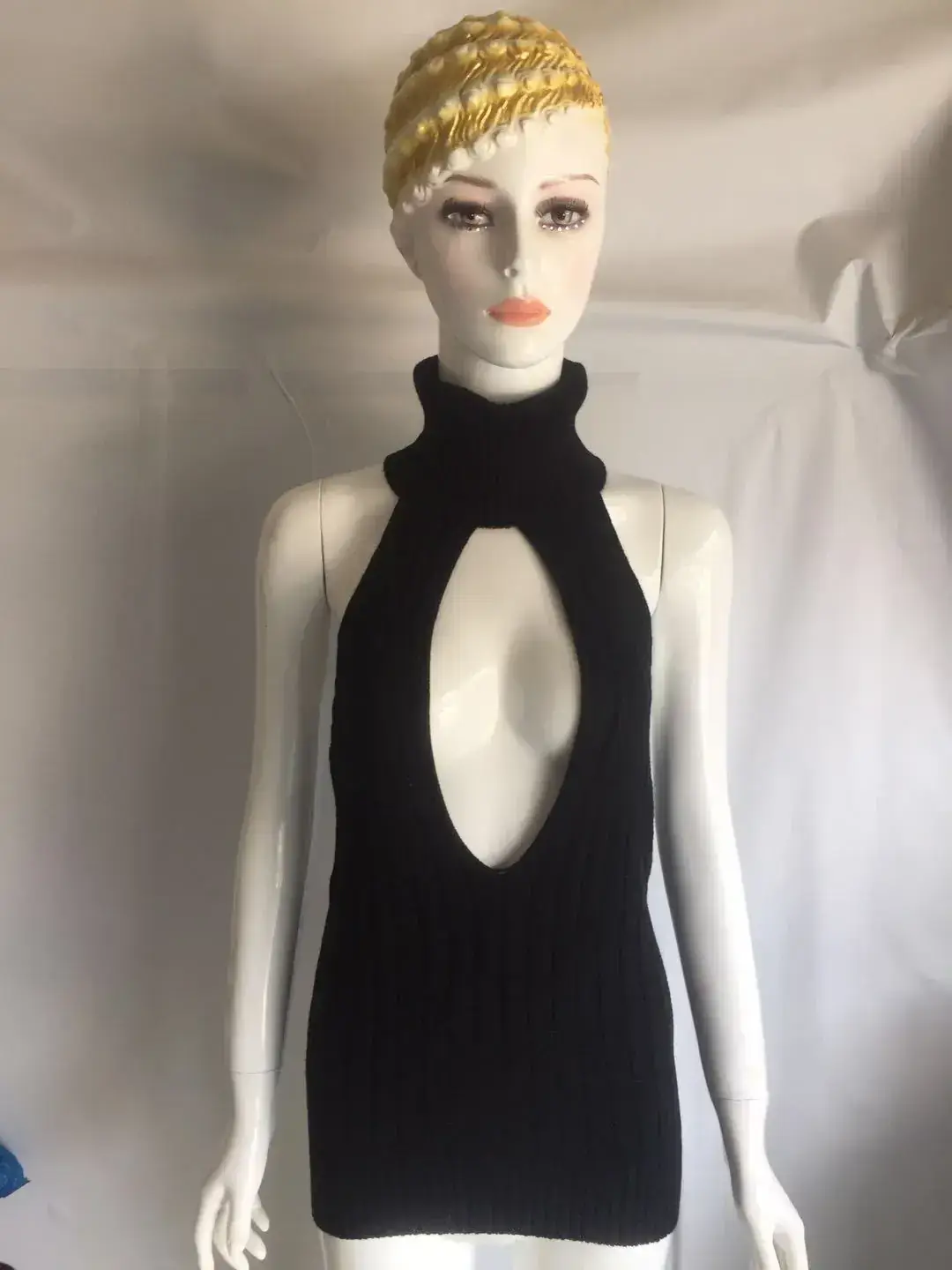 Knitted Open Chest Backless Nightwear - Image 4