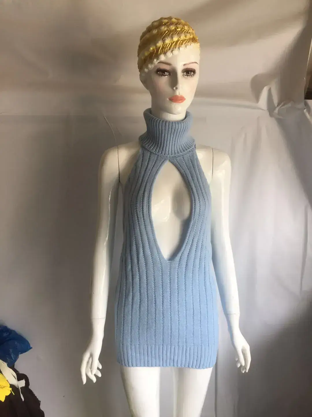Knitted Open Chest Backless Nightwear - Image 5