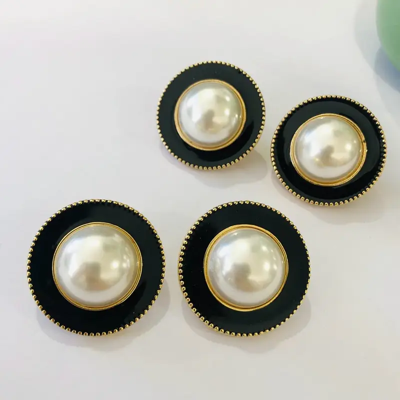 Classic Joker Retro Pearl Earrings Black White Gold - Image 5