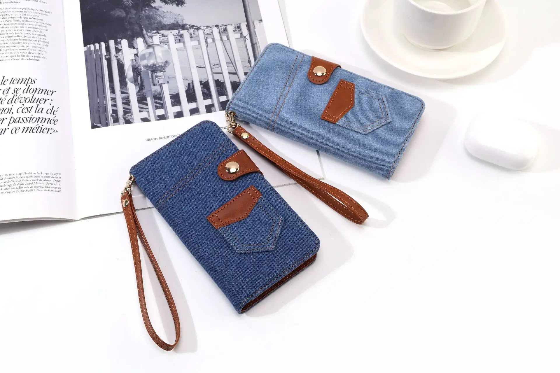 Japan New Denim iPhone17 Flip Cover Case — feature 11