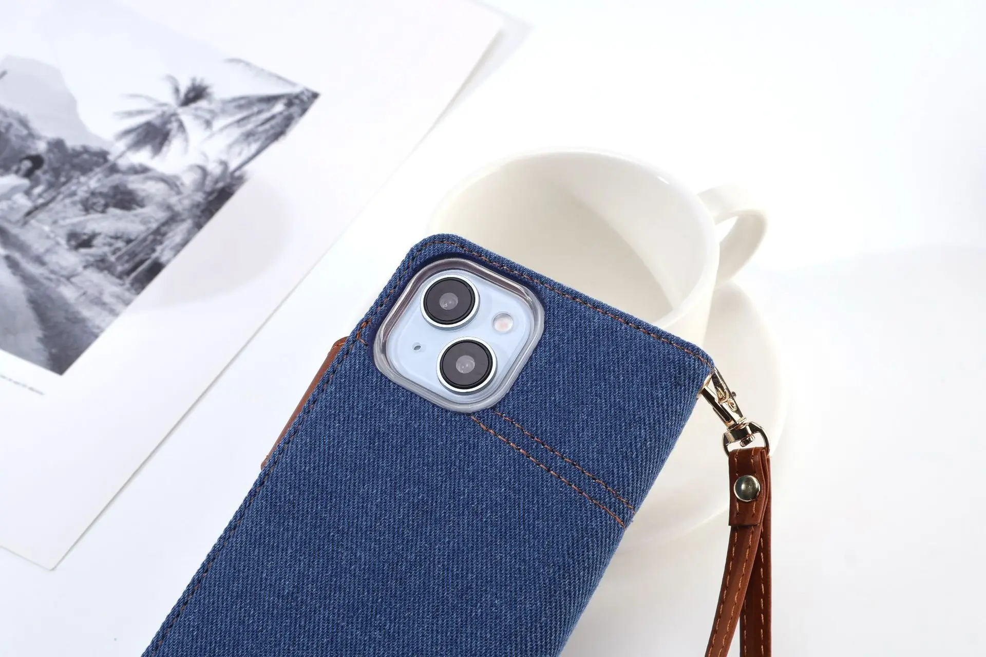 Japan New Denim iPhone17 Flip Cover Case — feature 14