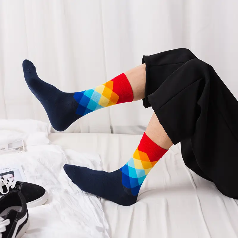 Colorful Diamond-Patterned British-Style Gradient Men's Socks, Sports Colorful Long Cotton Socks, Cross-Border Diamond-Patterned Socks