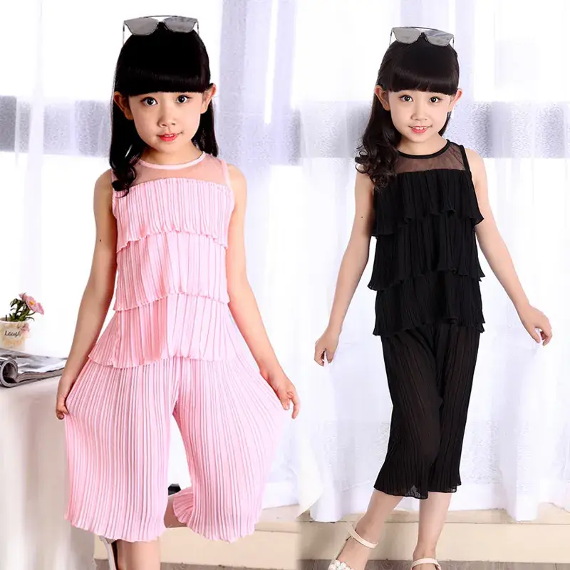 Girls Red Chiffon Two-Piece Set with Crop Pants - Image 4