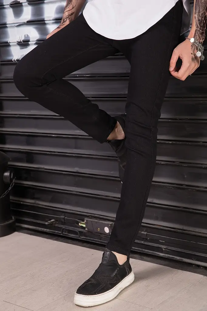 Black Slim Fit Men's Jeans Korean Style Summer Wear — feature 2