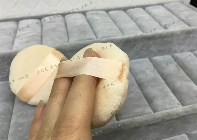 Makeup Powder Puff Studio Special Hook Pad — feature 18
