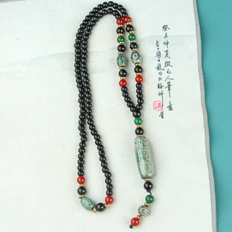 Agate Dragon Scales Beads Necklace with Nine Eyes Design