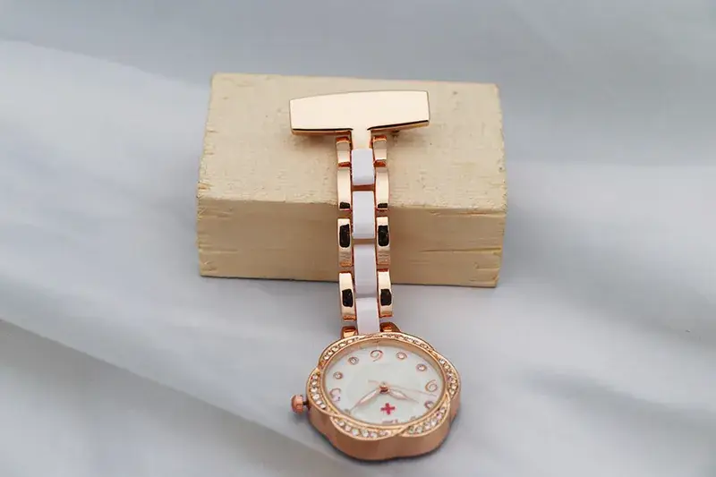 Waterproof Heart Design Pocket Watch with Luminous Dial — feature 12