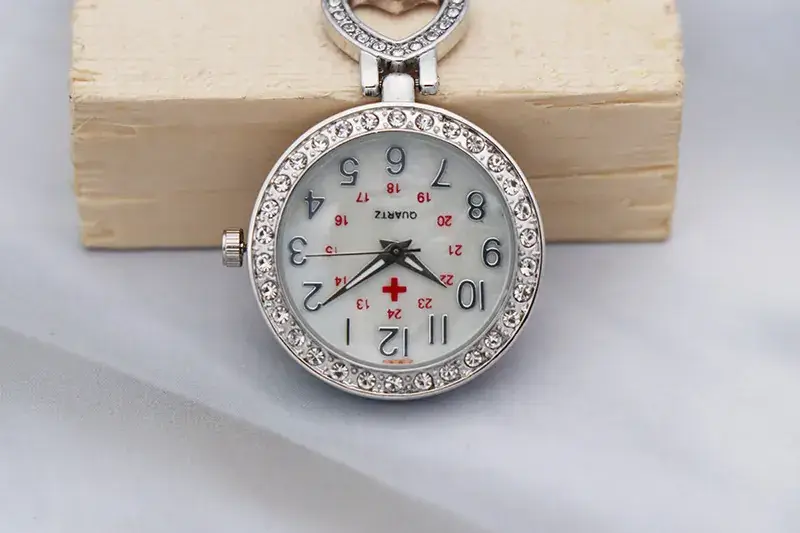 Waterproof Heart Design Pocket Watch with Luminous Dial — feature 8