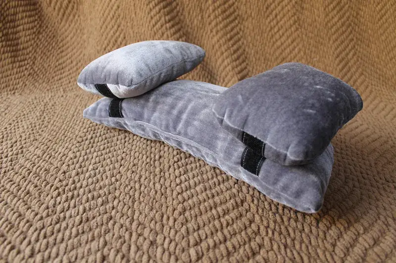 Newborn Photography Pillow Gray Velvet 3-Piece Set — feature 9