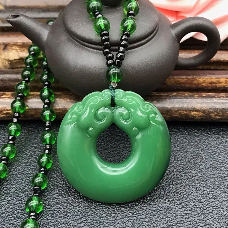Green Imitation Guanyin Dragon Necklace for Women - Image 29