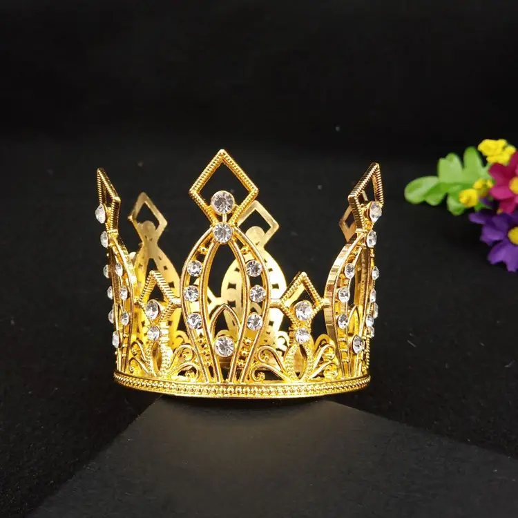 Korean Round Metal Crown for Bride Wedding Decoration - Image 3