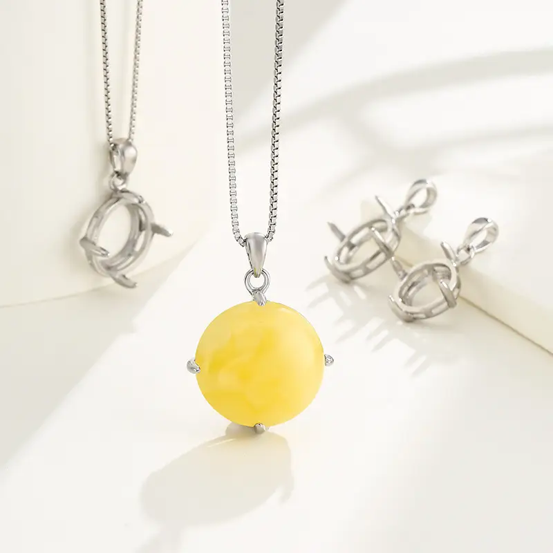 S925 Sterling Silver Pendant with 18K Gold Plated Buckle