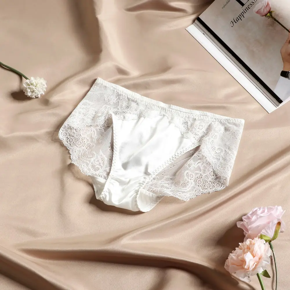 Yuyue Silk Wireless Bra Summer New Cross-Border Style Mulberry Silk Bra Sexy Lace French Style Lingerie for Women