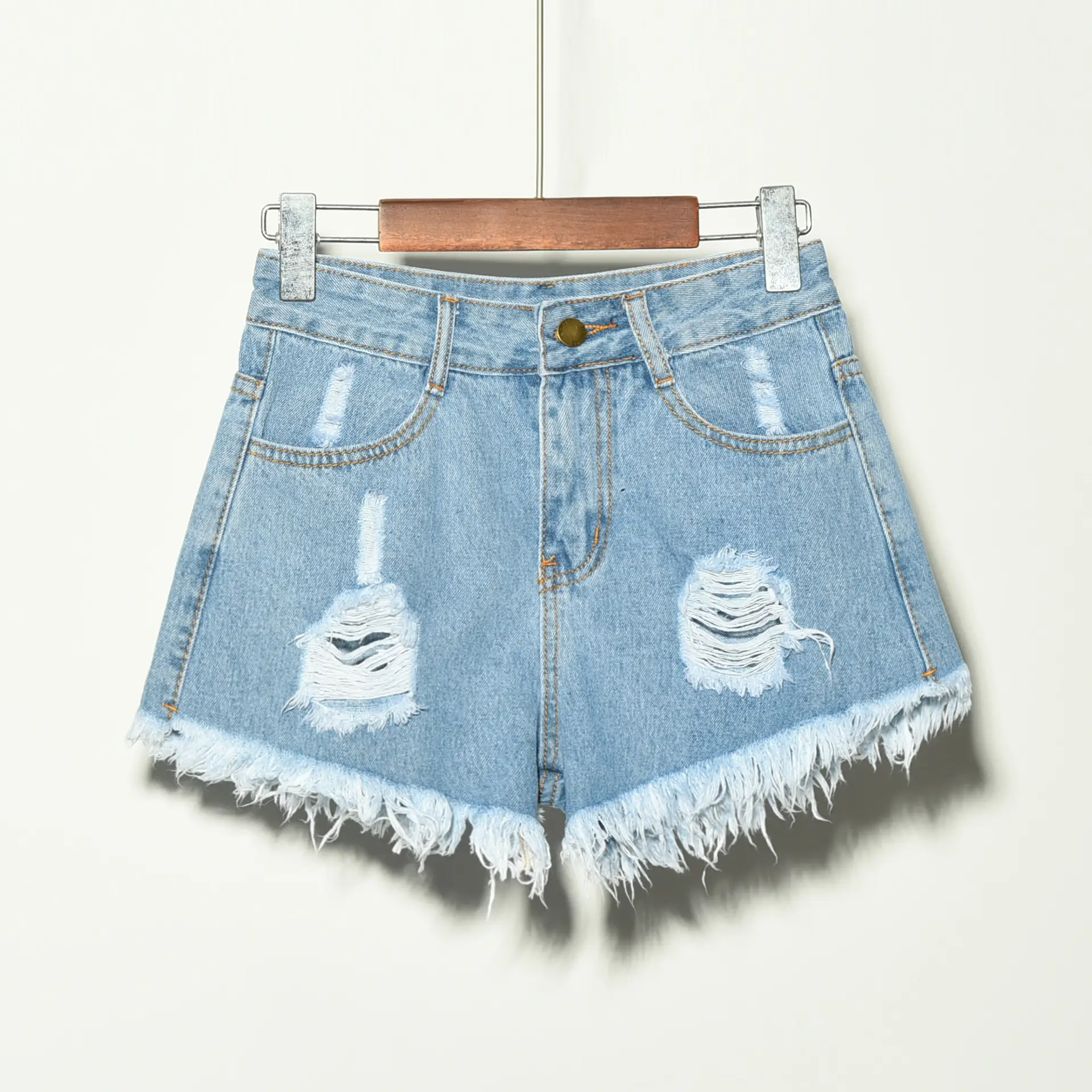 2024 Summer Women's Ripped Denim Shorts Large - Image 7