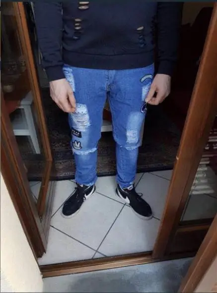 Men's Black Ripped Skinny Jeans with White Sneakers — feature 5