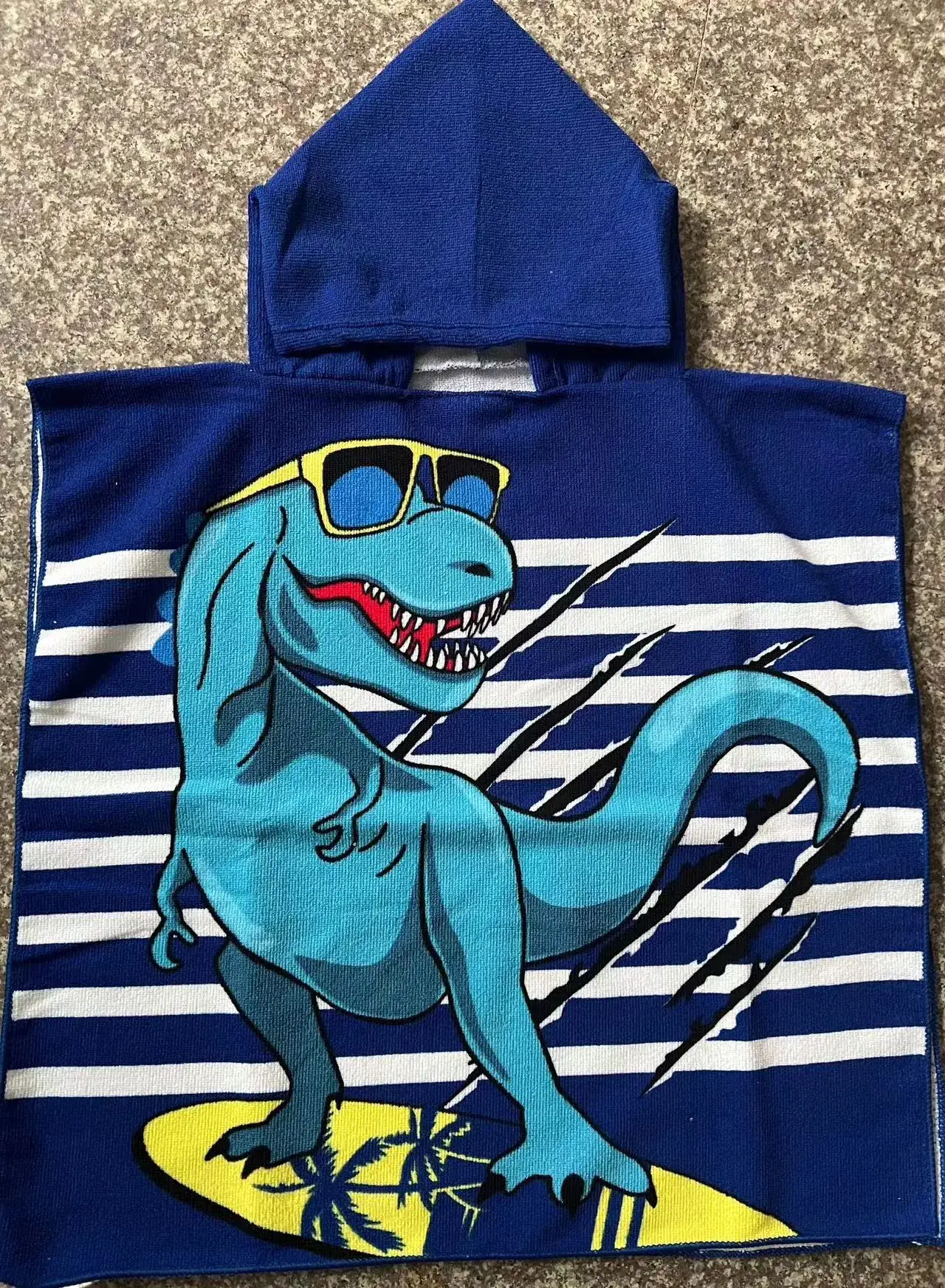 Kids Bath Towel Cape with Treasure Design - Image 26