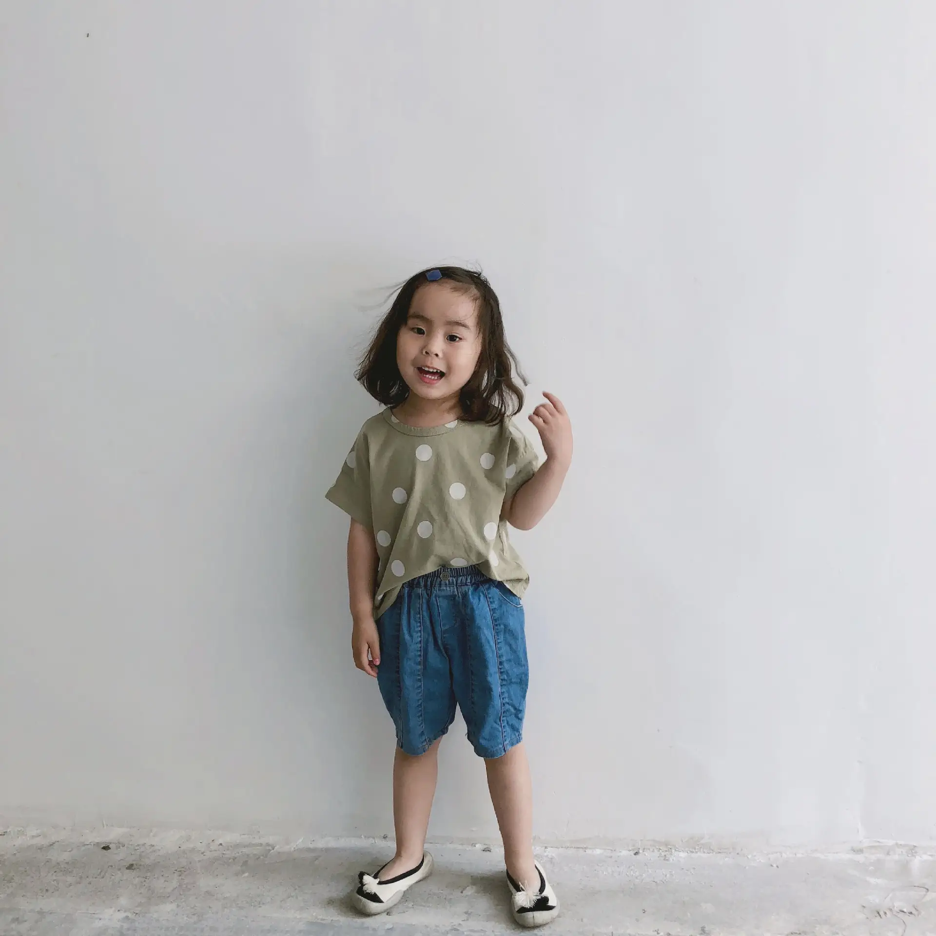 Kids Polka Dot Cotton T-Shirt Green Round Neck — feature 13