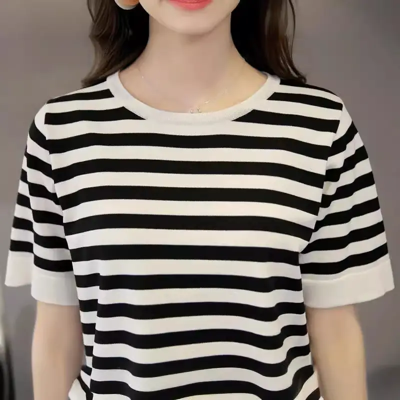 2025 Summer Women Black White Striped Top Plus Size - Image 4