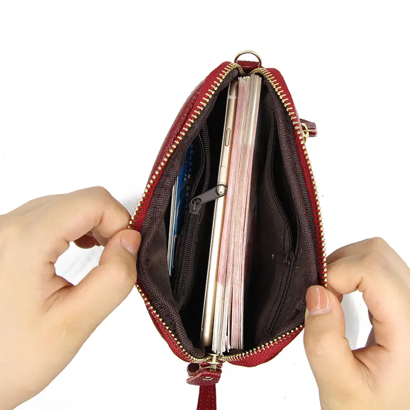 Women's Pink Leather Crossbody Bag with Chain Strap - Image 12