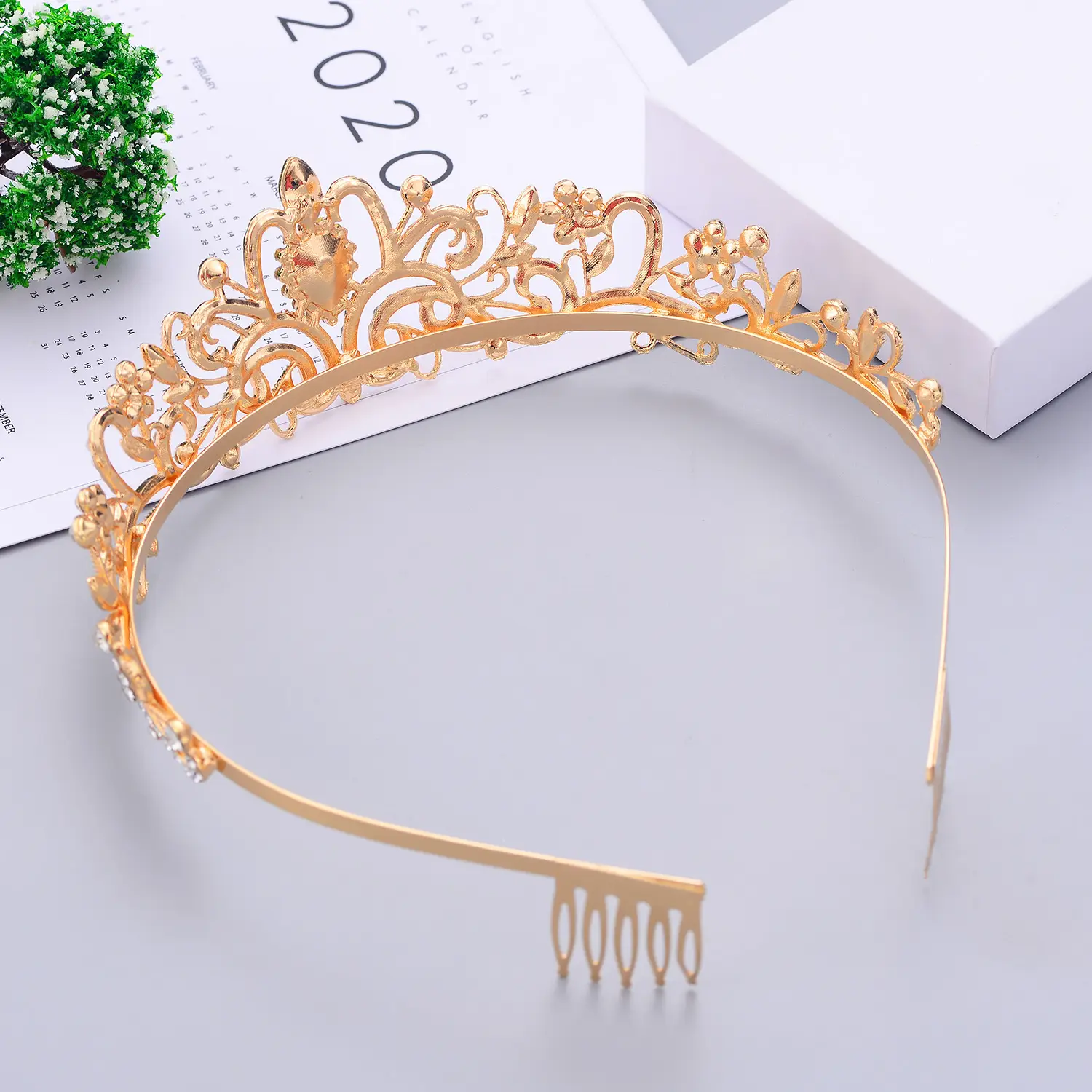 Crystal Diamond Bride Wedding Hair Crown with Combs — feature 11
