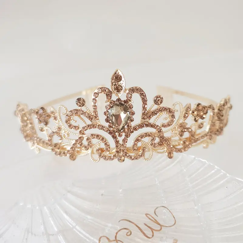 Crystal Diamond Bride Wedding Hair Crown with Combs - Image 25