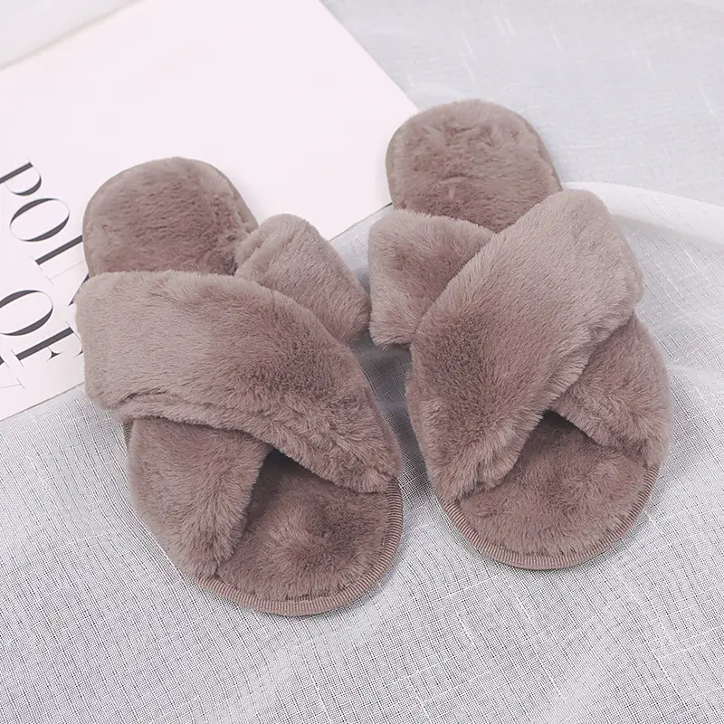 2026 Autumn and Winter New Style Furry Slippers for Women, Open-Toe Cotton Slippers, Cross-Strap Outdoor Wear, Large Size Women's Slippers, Slip-On Slippers
