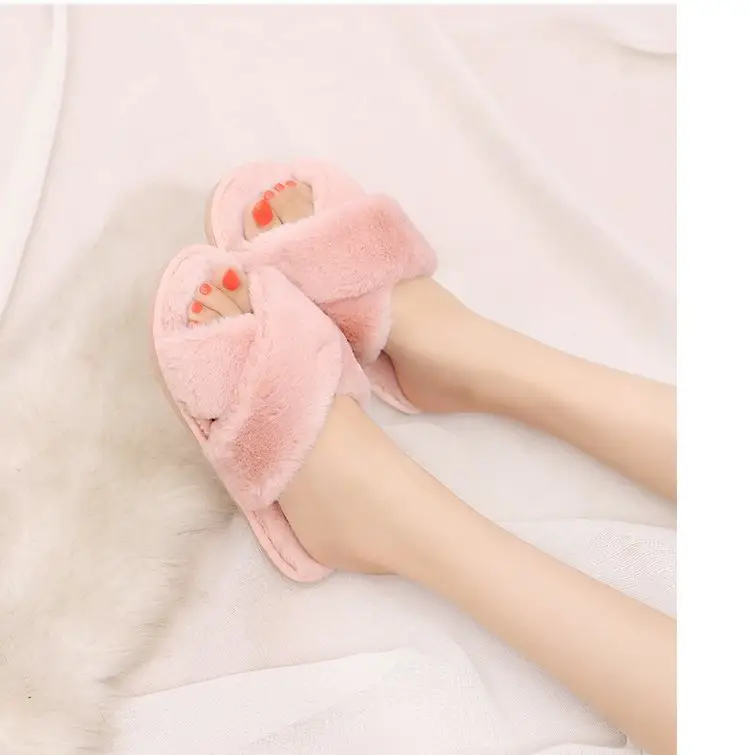 2026 Autumn and Winter New Style Furry Slippers for Women, Open-Toe Cotton Slippers, Cross-Strap Outdoor Wear, Large Size Women's Slippers, Slip-On Slippers — feature 11