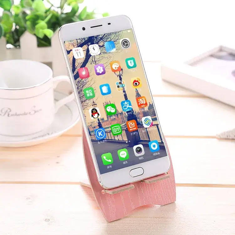 Yellow Wooden Mobile Phone Holder Bear Design - Image 17