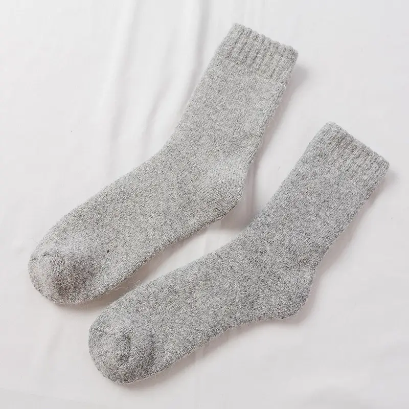 Men's medium gray