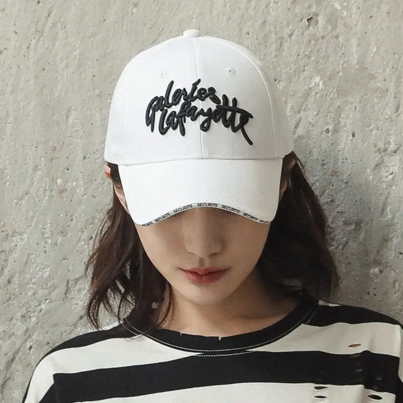 Mi Mi Same Style Black Embroidered Peaked Cap