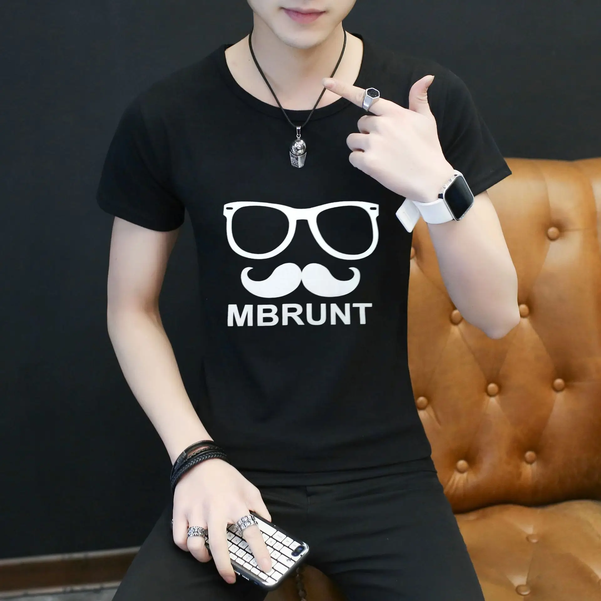 2017 Men White Graphic Short Sleeve T-shirt - Image 17