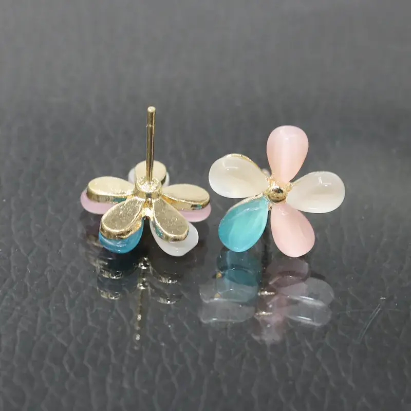 Korean Cat's Eye Flower Earrings Wholesale 5 Petal - Image 6