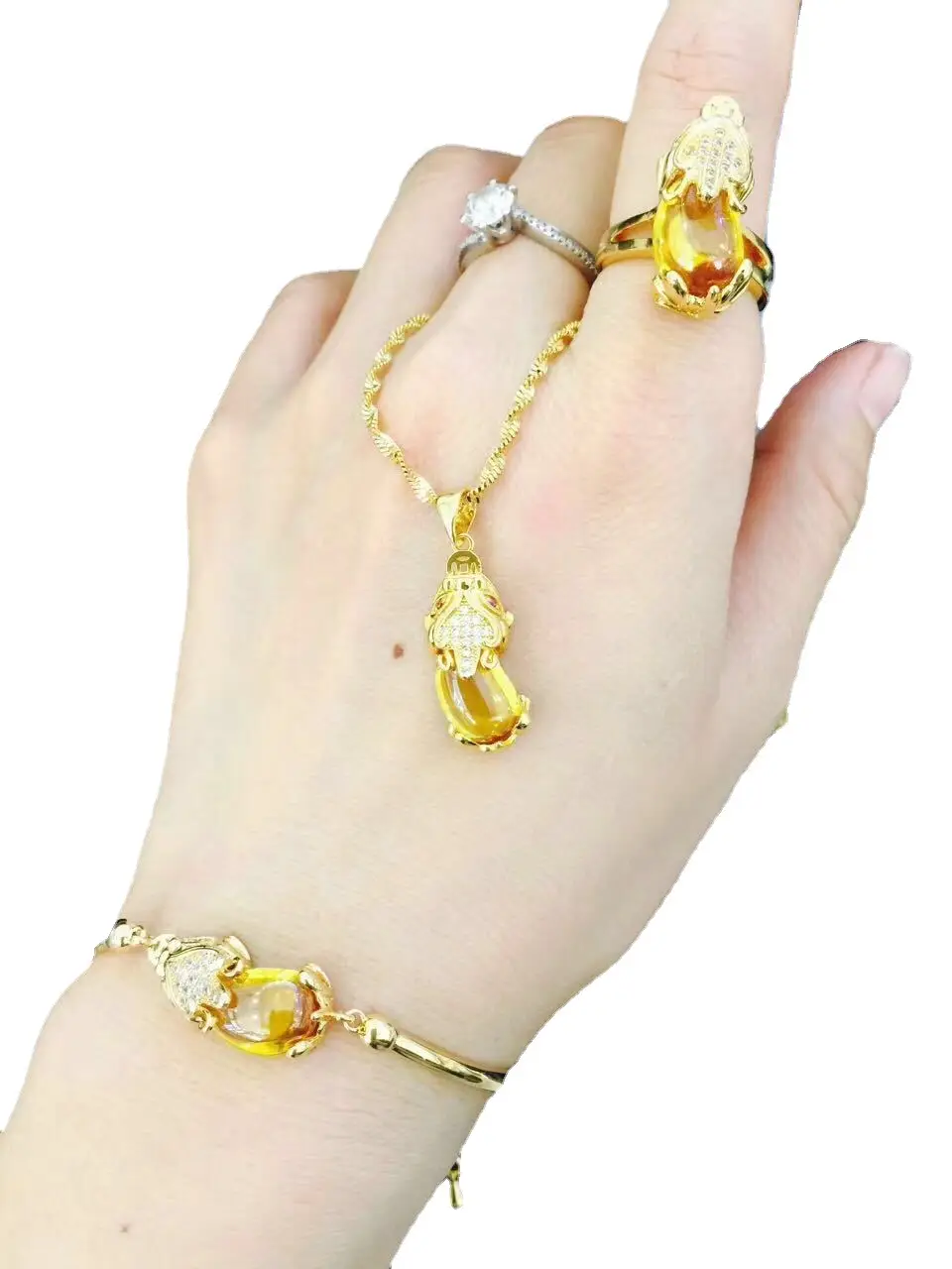 Wholesale Gold Plated Topaz Pendant Bracelet Set - Image 5