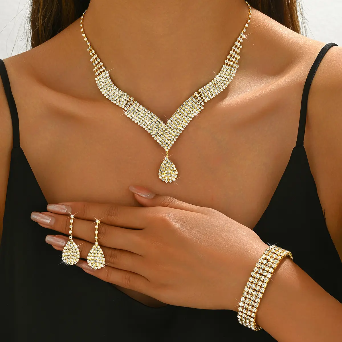 582