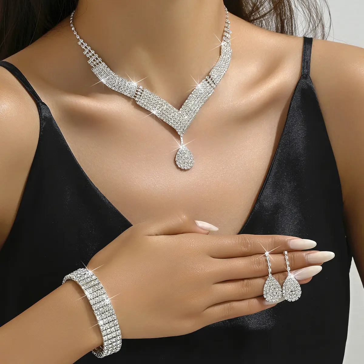 Luxury 4-Piece Bridal Jewelry Set for Women - Image 7