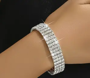 Luxury 4-Piece Bridal Jewelry Set for Women - Image 8