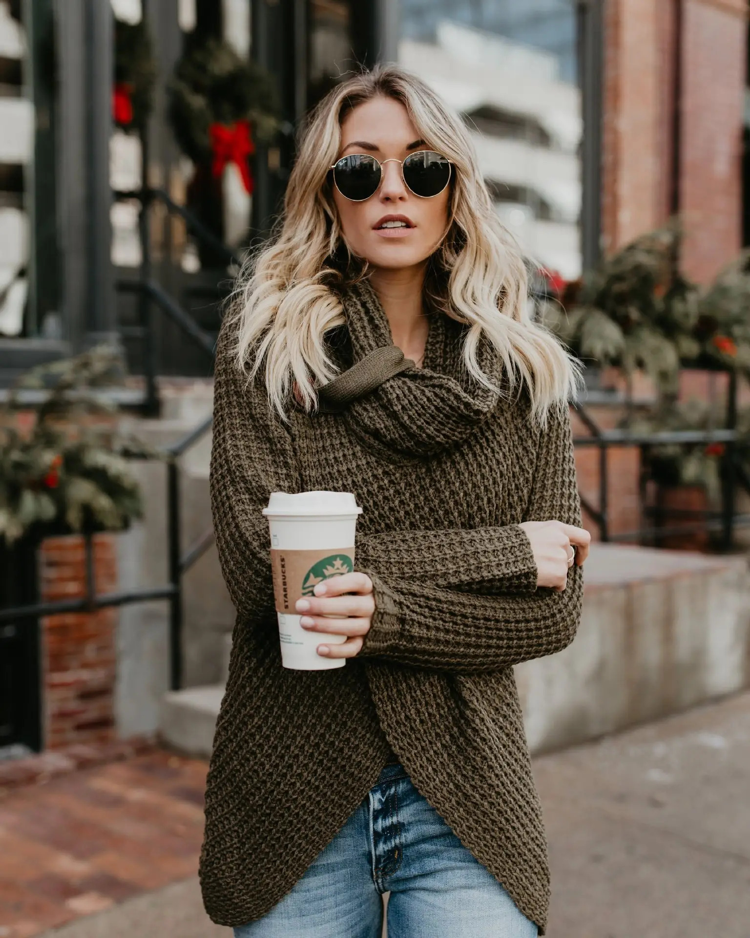2025 Knitted Turtleneck Sweater Blue Women — feature 3