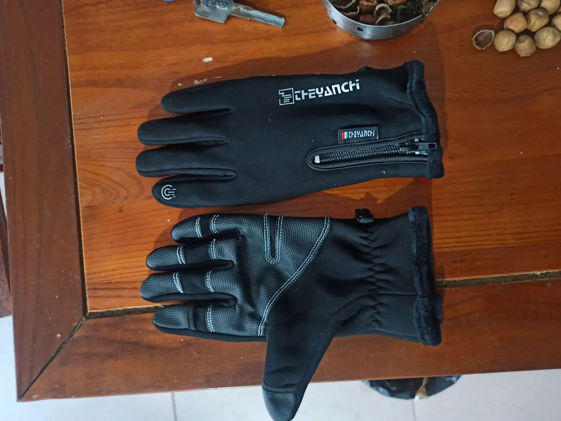 Black Waterproof Fingerless Gloves for Cycling Ski Mountaineering - Image 4