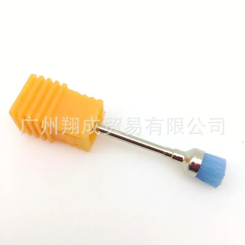 Nail Polish Cleaning Brush with Gap Cleaner - Image 10